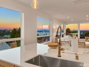 2630 W Lynn Street, Seattle WA 98199