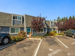 1421 W Casino Road A4, Everett WA 98204