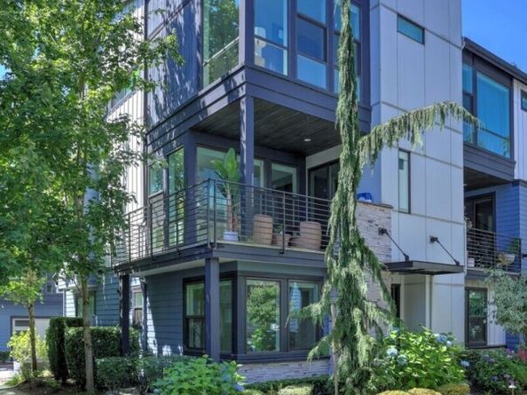 9608 NE 182nd Court D, Bothell WA 98011