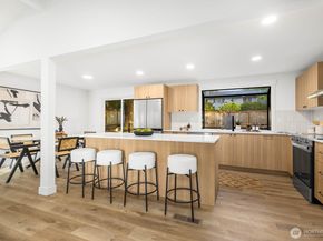 3218 218th Avenue SE, Sammamish WA 98075