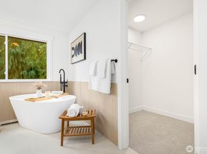 3218 218th Avenue SE, Sammamish WA 98075