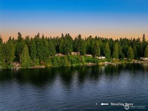 12145 Arrow Point Loop NE, Bainbridge Island WA 98110