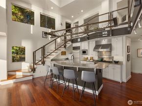 12145 Arrow Point Loop NE, Bainbridge Island WA 98110