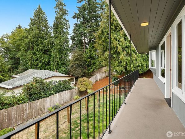 1537 NE 96th Street, Seattle WA 98115