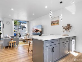 8524 23rd Avenue NE, Seattle WA 98115