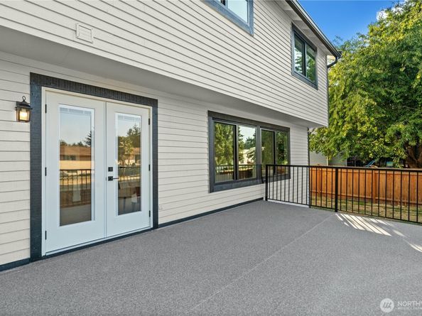 27902 36th S, Auburn WA 98001