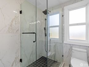 27902 36th S, Auburn WA 98001