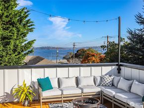2737 59th Avenue SW, Seattle WA 98116