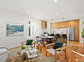 2737 59th Avenue SW, Seattle WA 98116