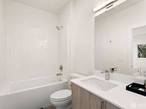 117 Wells Avenue S A, Renton WA 98057