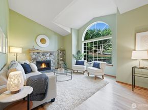 10910 198th Place SE, Snohomish WA 98296