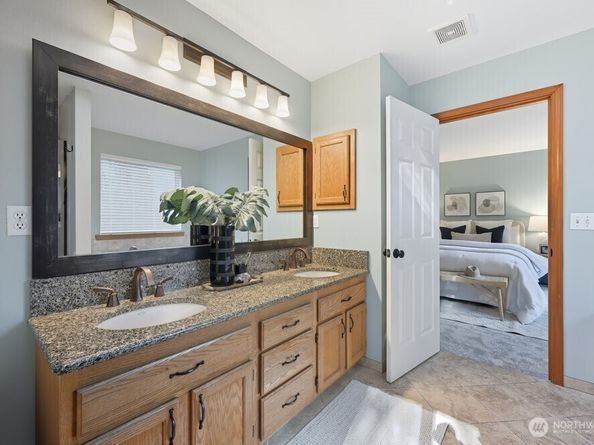 10910 198th Place SE, Snohomish WA 98296