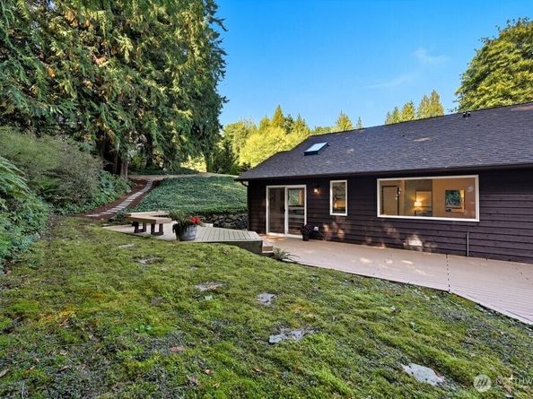 10910 198th Place SE, Snohomish WA 98296