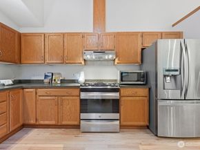 10910 198th Place SE, Snohomish WA 98296
