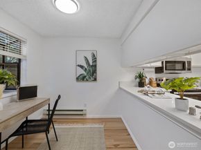 23001 Lakeview Drive 103, Mountlake Terrace WA 98043