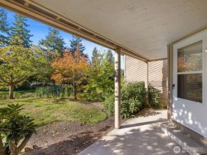 23001 Lakeview Drive 103, Mountlake Terrace WA 98043