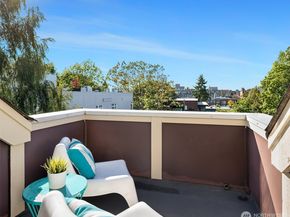 527 11th Avenue E A, Seattle WA 98102