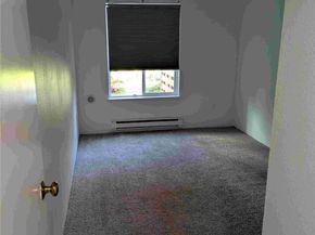10501 8th Avenue NE 115, Seattle WA 98125