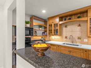 13626 NE 7th Street F10, Bellevue WA 98005
