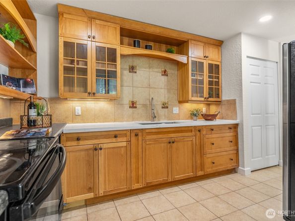 13626 NE 7th Street F10, Bellevue WA 98005