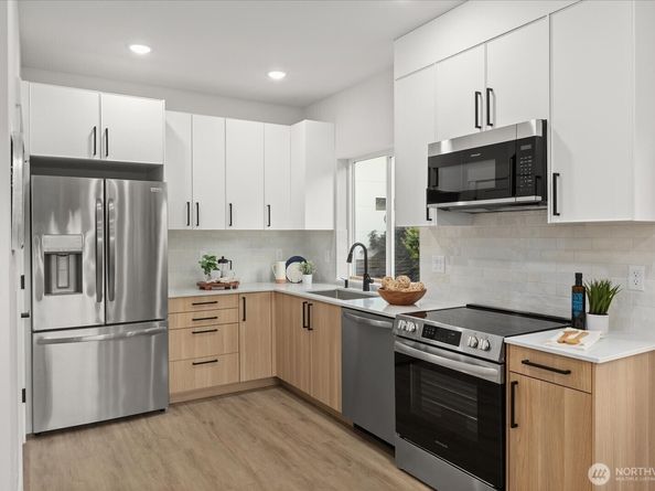 1411 Martin Luther King Jr Way, Seattle WA 98122