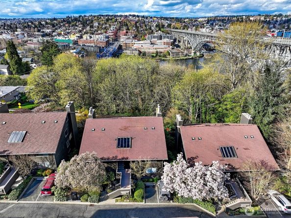 2626 4th Avenue N 206, Seattle WA 98109