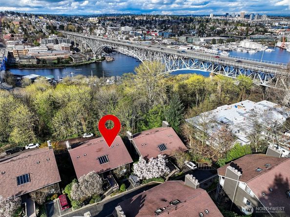 2626 4th Avenue N 206, Seattle WA 98109