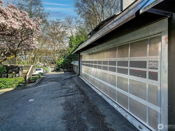 2626 4th Avenue N 206, Seattle WA 98109
