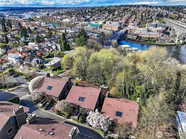 2626 4th Avenue N 206, Seattle WA 98109