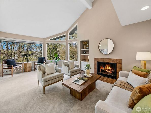 2626 4th Avenue N 206, Seattle WA 98109