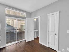 2131 NW Moraine Place, Issaquah WA 98027