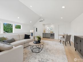 13047 39th Avenue NE A, Seattle WA 98125