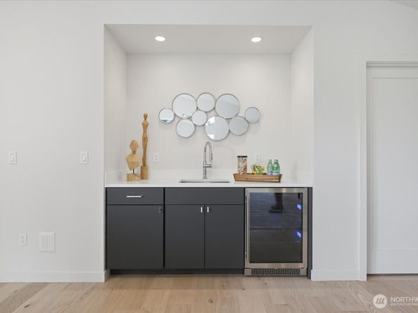 13047 39th Avenue NE A, Seattle WA 98125