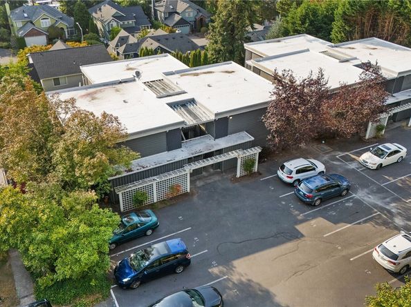 1113 Kirkland Avenue 6B, Kirkland WA 98033