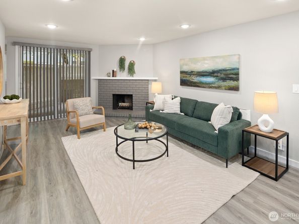 3055 80th Avenue SE 107, Mercer Island WA 98040