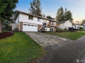 3907 SW 328th St, Federal Way WA 98023