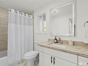 3907 SW 328th St, Federal Way WA 98023