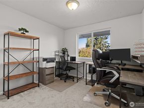 3907 SW 328th St, Federal Way WA 98023