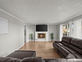 3907 SW 328th St, Federal Way WA 98023