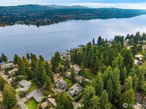 9942 SE 39th Street, Mercer Island WA 98040