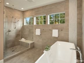 9942 SE 39th Street, Mercer Island WA 98040