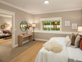 9942 SE 39th Street, Mercer Island WA 98040