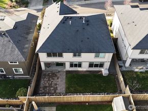 610 Field Place NE, Renton WA 98059