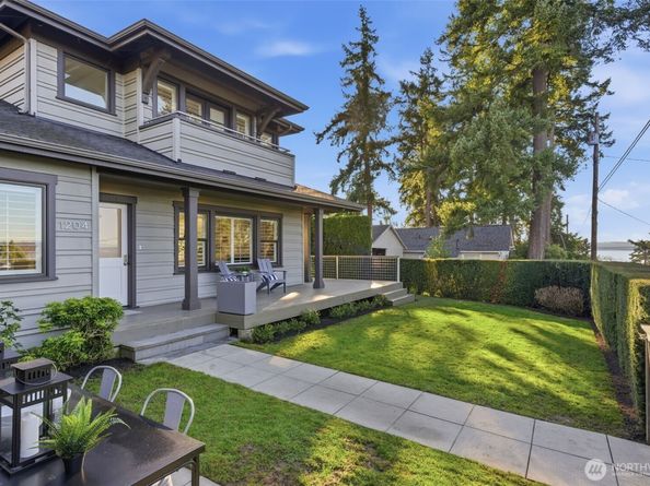 1204 6th Street W, Kirkland WA 98033