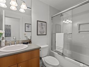 22910 90th Avenue W D201, Edmonds WA 98026