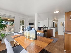 22910 90th Avenue W D201, Edmonds WA 98026