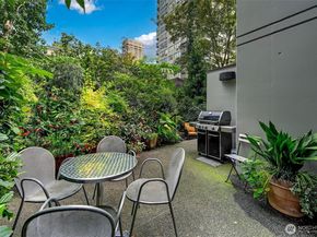 1101 Seneca Street 1301, Seattle WA 98101