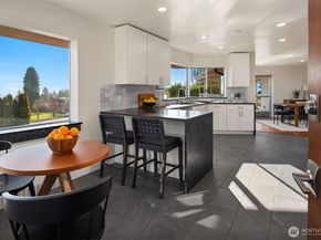 6070 Seward Park Avenue S, Seattle WA 98118