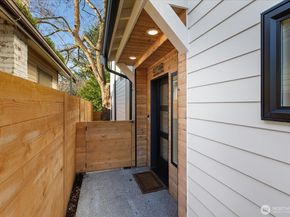 4104 49th Avenue SW B, Seattle WA 98116