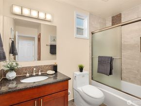 14401 82nd Avenue NE, Kirkland WA 98034